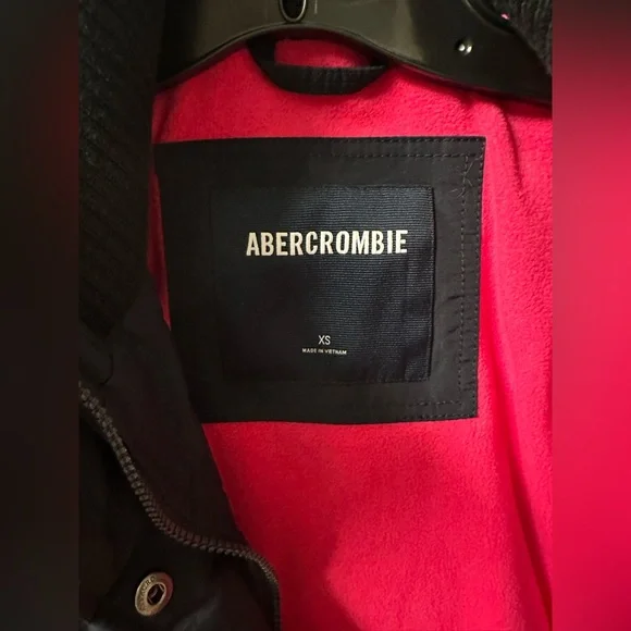 Abercrombie & Fitch All Season Coat - Picture 6 of 15